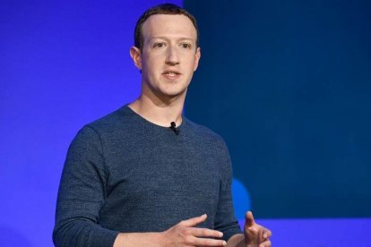Marck Zuckerberg sale a la defensa de su red social.