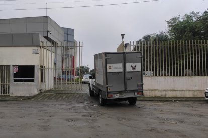 El cada´ver fue trasladado a la morgue.