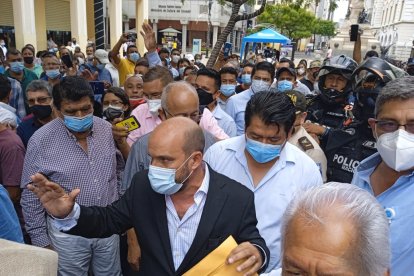 Transportistas solicitan un aumento a la tarifa del pasaje urbano.