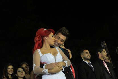 Hace cinco años, la pareja realizó la boda en vivo. Después se separaron.