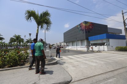 El fallecido fue trasladado al Laboratorio de Criminalística y Ciencias Forenses, de Guayaquil.