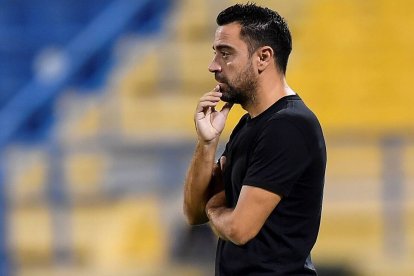 El español Xavi Hernández actualmente dirige al cuadro cataría de Al Sadd.