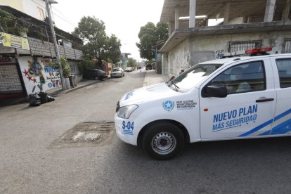 Un hombre atacó a puñaladas a su cónyuge y luego se quitó la vida. En la zona los lugareños están consternados.