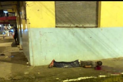 Óscar Santana, de origen colombiano, tenía 52 años. Según la policía, el hombre murió al instante.