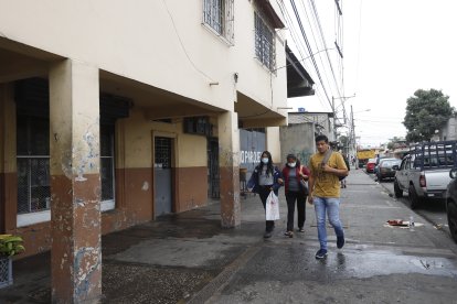 A la mañana siguiente, el sitio del suceso fue lavado por los lugareños.