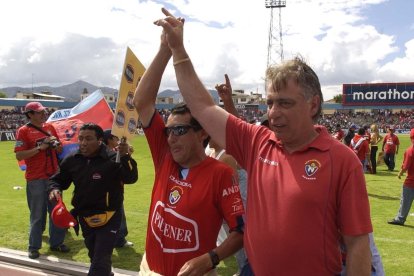 Ever Hugo Almeida es la esperanza de la directiva de los puros criollos para volver a la Serie A.