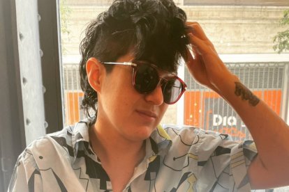 La ajedrecista quiteña y su nuevo corte que publicó en Twitter.