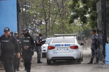 Guías penitenciarios también temen por sus vidas.
