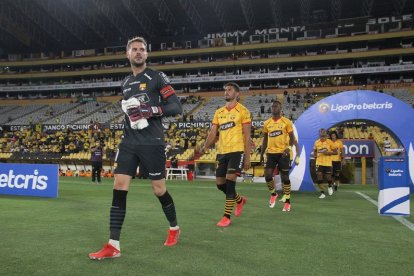 Javier Burrai cierra su ciclo de partidos en el estadio Banco de Pichincha ante Católica.