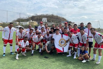 El elenco de Cacao va por su primera corona en el torneo de la Amateur League.