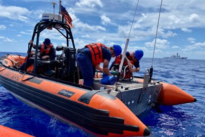 La Guardia costera vuelve a dar un gran golpe a las mafias del narcotráfico.
