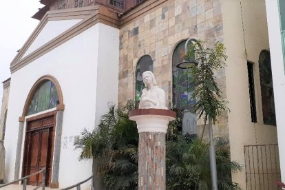 Cuando abrieron el templo se dieron cuenta del robo de las ofrendas.