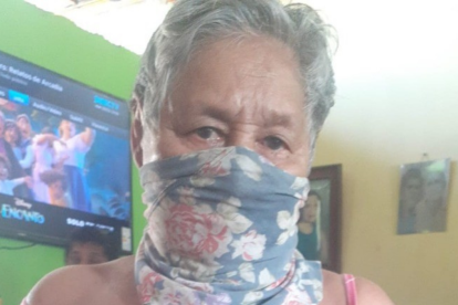 Piedad muestra el diario ganador con el que se sacó las 100 ‘latas’.