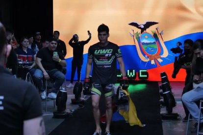 Aaron Cañarte busca firmar en un futuro con la UFC, tal como lo hizo Michael Morales.