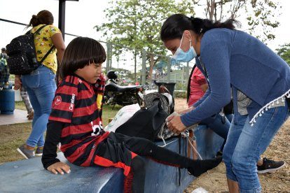 Israel Llerena Rendón, el ‘mini Messi’ que juega en el equipo Los Tigrillos.
