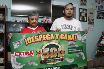 El dinero lo invertirán en los estudios del joven universitario.