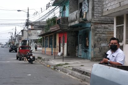 Tres personas resultaron heridas, entres ellas una mujer. Vecinos se quejan de la inseguridad en esta zona porteña.