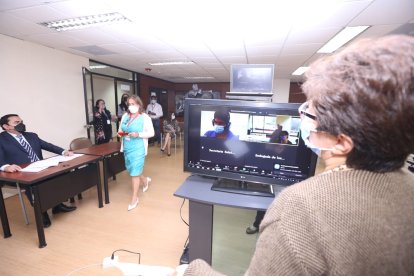 El hombre, de 23 años, rindió su versión por videoconferencia desde la cárcel de El Inca.