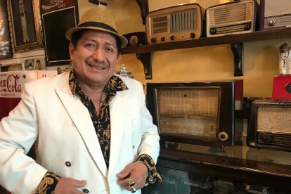 Aladino, El Mago de la Rockola tiene 44 años de carrera artística