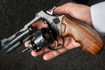 arma de fuego encontrada es tipo revólver marca Taurus