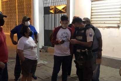 Los deudos del fallecido no creen que se haya agredido a sí mismo.