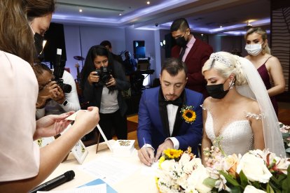 Troi Alvarado y Arianna Mejía se casaron la noche del viernes 10 de diciembre