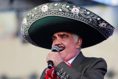 Vicente Fernández murió hoy a la edad de 81 años