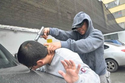 La policía registró los hechos violentos en manta.