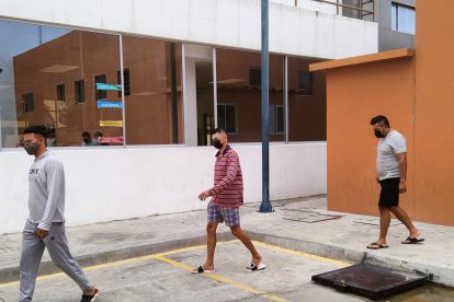 Uno de los detenidos decía que todos son inocentes.