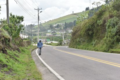 El hombre cayó son vida en Rundupamba.
