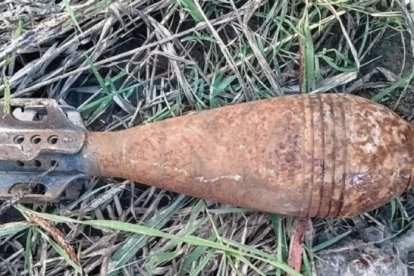 Un proyectil de mortero activado accidentalmente por un grupo de niños provoca una desgracia en Libia.