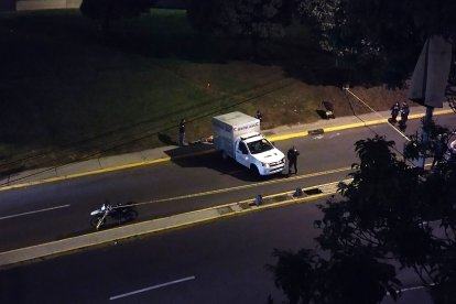 La víctima no tenía documentos personales que lo identifiquen.