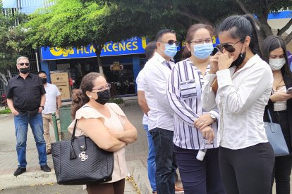 En las redes se han difundido una gran cantidad de mensajes en rechazo a la actitud del fiscal sobre los golpes dados a su pareja.