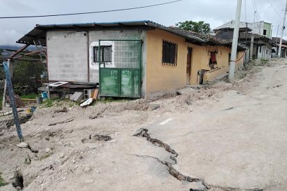 Varias casas han sido afectadas por el fenómeno natural.