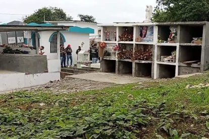 La diligencia se hizo la mañana de este 22 de diciembre en el cementerio de Pedernales, Manabí.