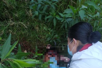 La paremédica que lo atendió el día del hallazgo lo encontró todavía con vida.