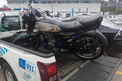 La moto recuperada por la Policía.