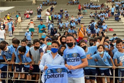 No es partido oficial del Guayaquil City, era la presentación de Matías Oyola y Gabriel Marques.