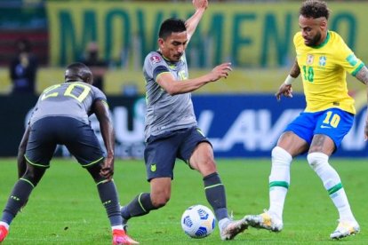 La selección ecautoriana medirá en casa a un poderoso Brasil sin su estrella Neymar Jr.