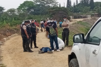 Fall Pape Mbarca corrió hacia el lado ecuatoriano y allí quedó sin vida.