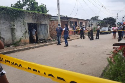 Byron Calderón fue hallado sin vida en el patio de un inmueble deshabitado.