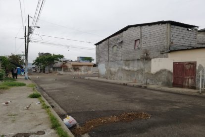 El hecho se registró en las calles 45 y la K, en el suroeste porteño. En la zona, a pocos metros del estero Salado, hay hermetismo.
