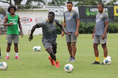 Sergio Quintero llegó a Barcelona en 2020, pero al año siguiente fue cedido a préstamo a Olmedo.