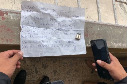 Esta es la nota que recibió la  jefa política del cantón Machala, Mirtha Aristeguieta.