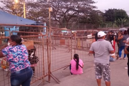 Familiares se encontraban tranquilos ante la calmada situación en la 'Peni'
