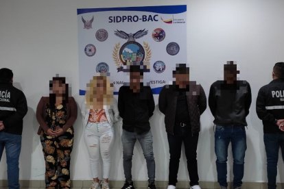 Uno de los detenidos registra tres antecedentes penales.