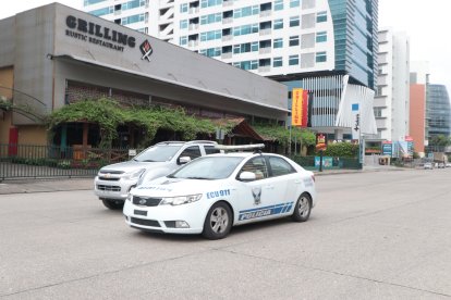 El crimen ocurrió en un restaurante del norte de Guayaquil, diagonal el Mall del Sol.