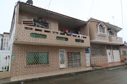 Según moradores, la clínica funcionaba desde hace más de un año en este inmueble.