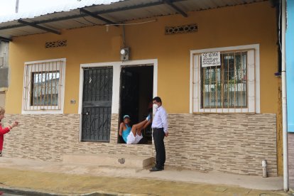 En este domicilio fue asesinado Édison Marcillo Villamar. Él intentó huir de sus verdugos.