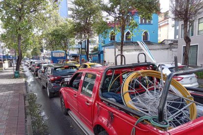 Debido al cierre de algunas vías en La Gasca, el tráfico se trasladó a otros puntos, generando trancones.